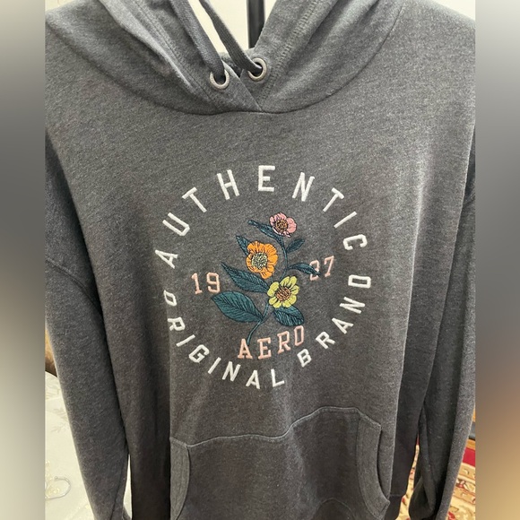 Gray pullover sweater - Picture 3 of 4